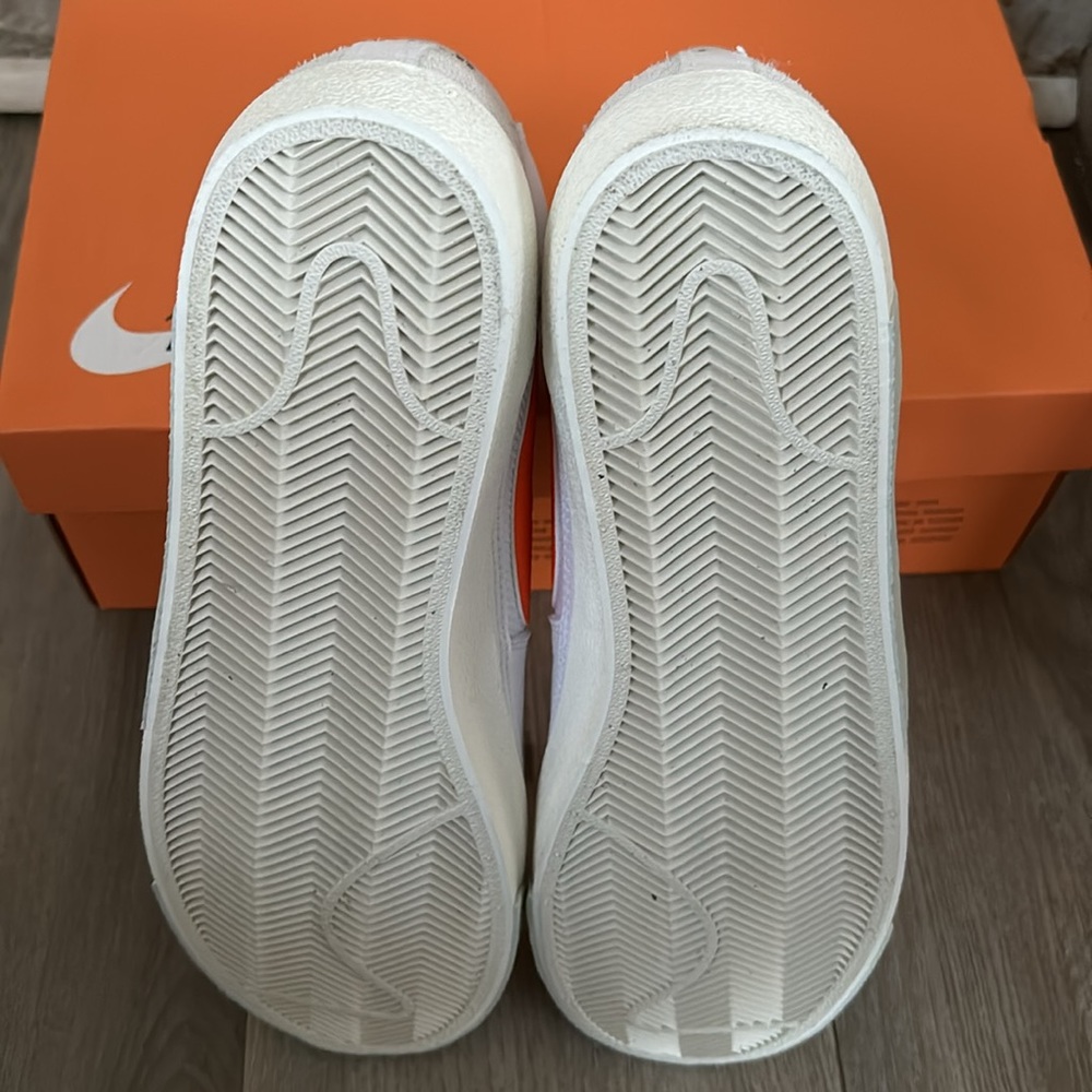 NIB Nike Blazer Mid Pro Club Men’s Sneakers 9.5 White/Light Silver/Safety Orange - Picture 11 of 15